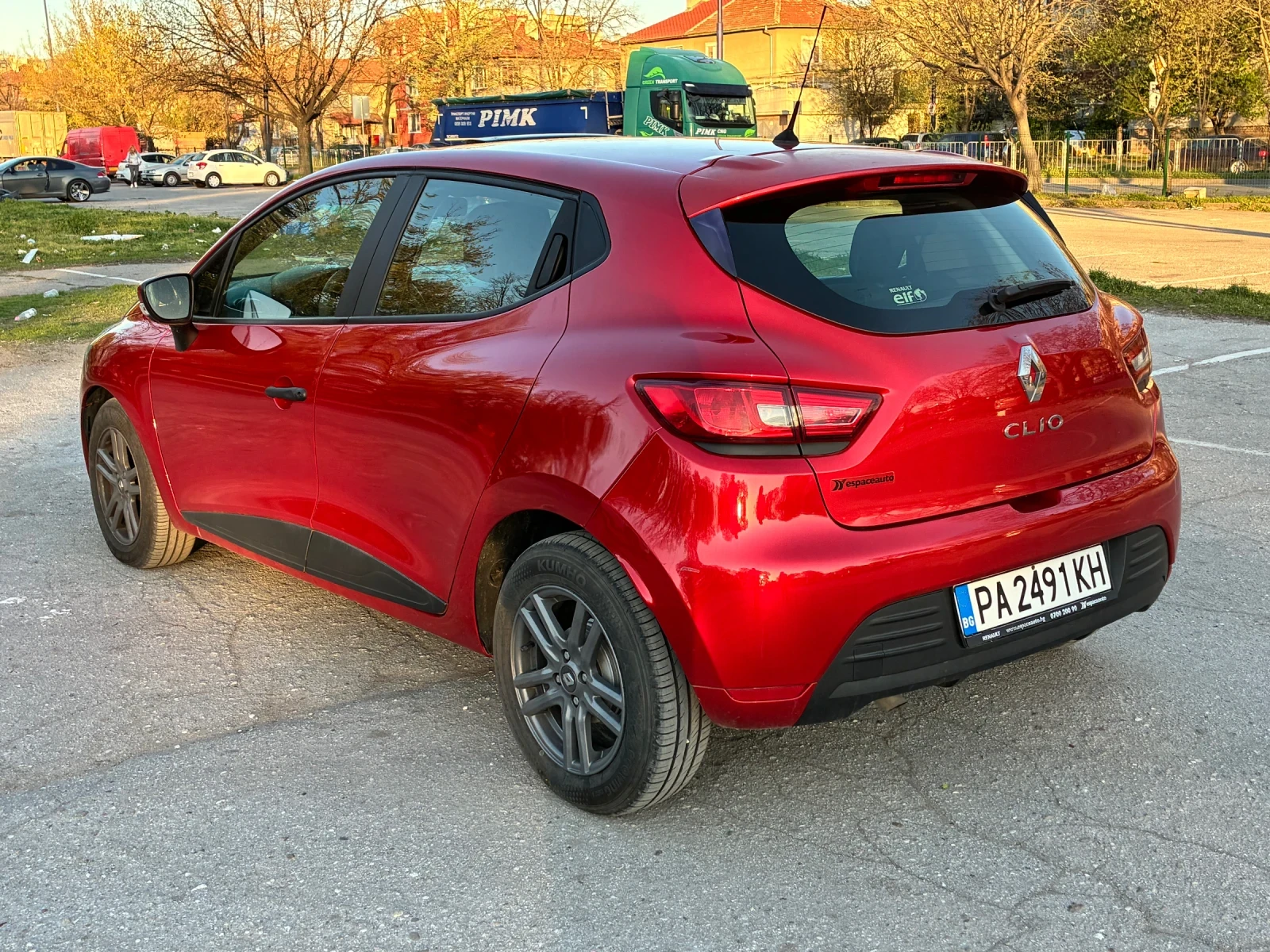 Renault Clio, снимка 4 - Автомобили и джипове - 54175296
