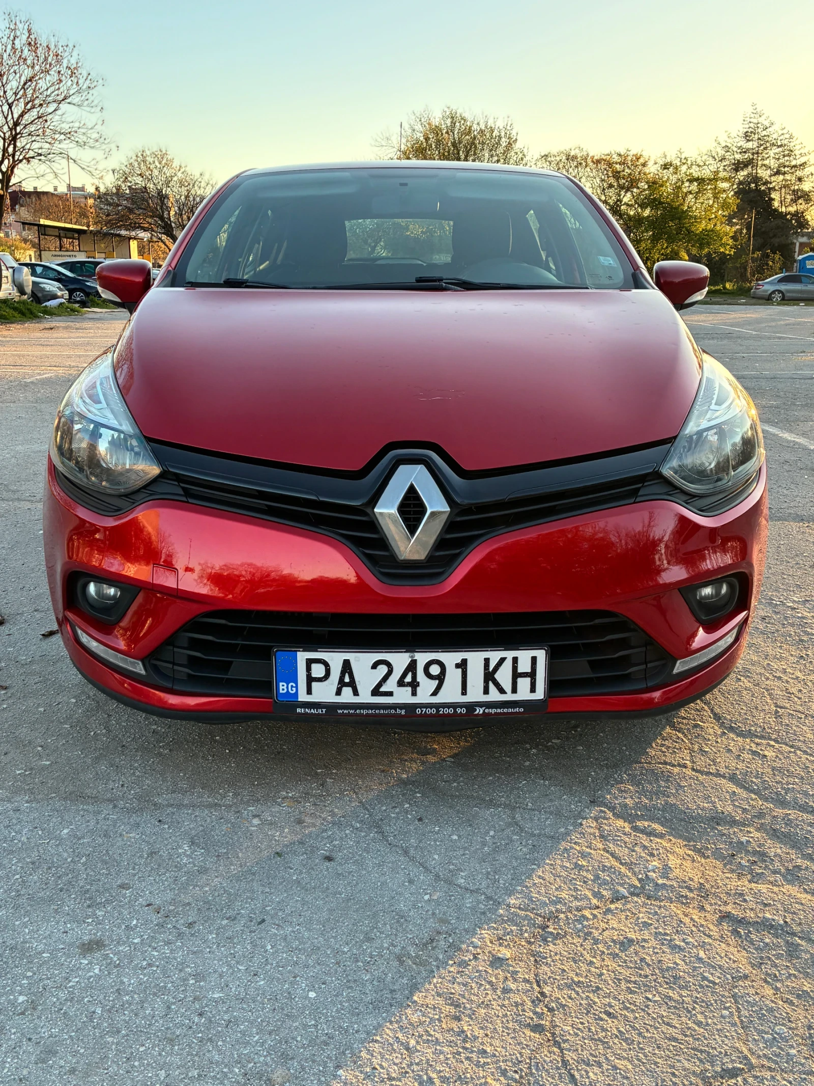Renault Clio, снимка 5 - Автомобили и джипове - 54175296