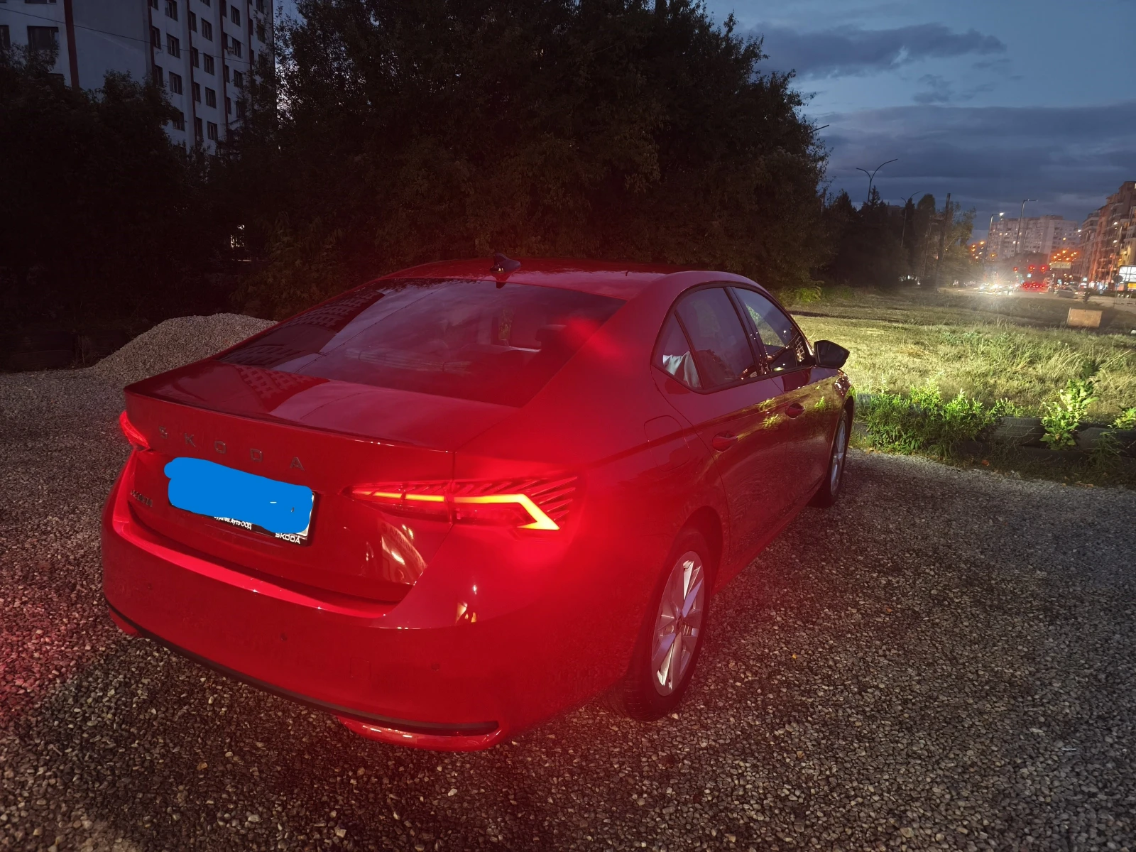 Skoda Octavia IV Facelift, 1.5 eTSI MHEV, 7 DSG, снимка 4 - Автомобили и джипове - 54351063