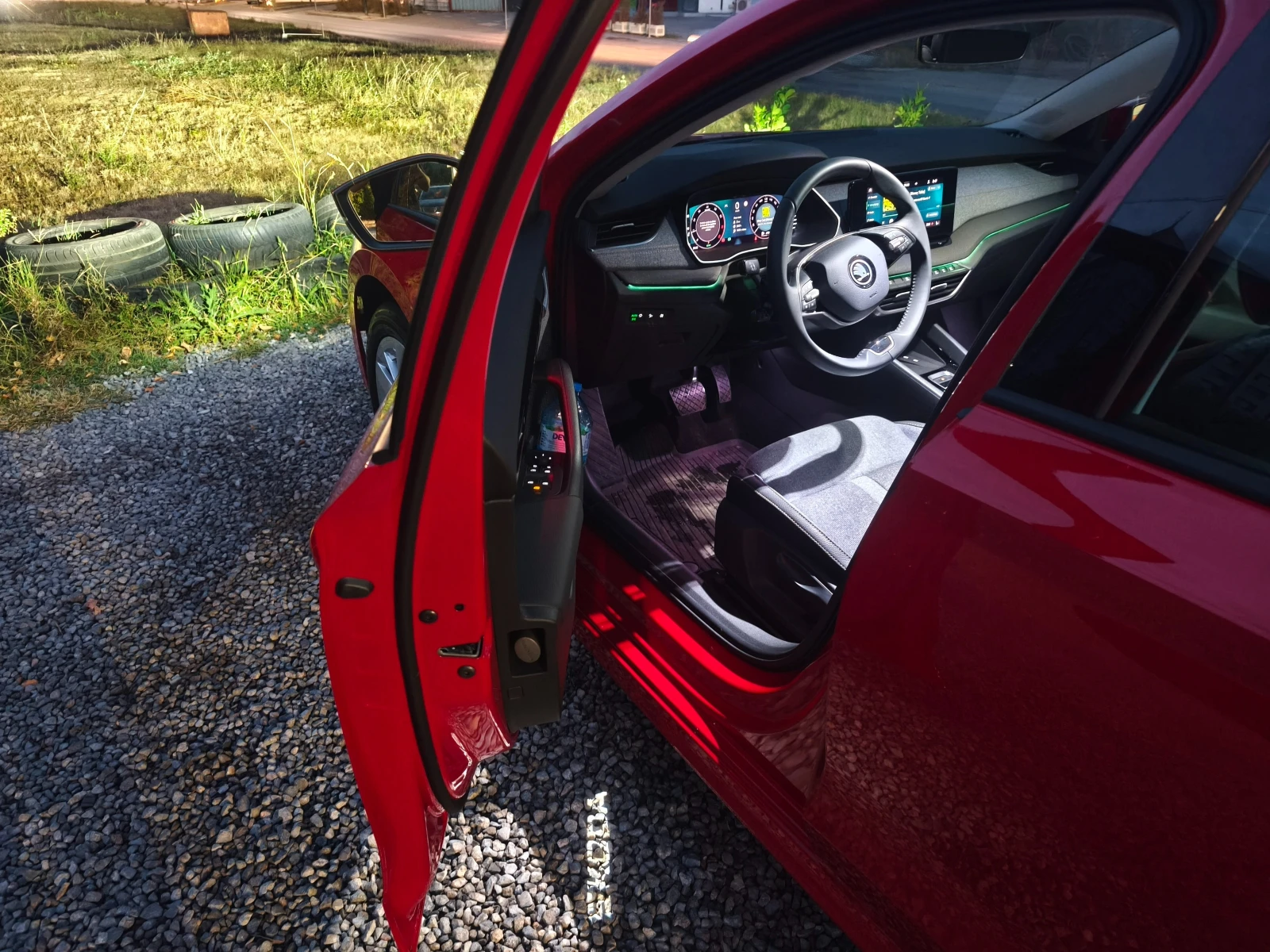 Skoda Octavia IV Facelift, 1.5 eTSI MHEV, 7 DSG, снимка 5 - Автомобили и джипове - 54351063