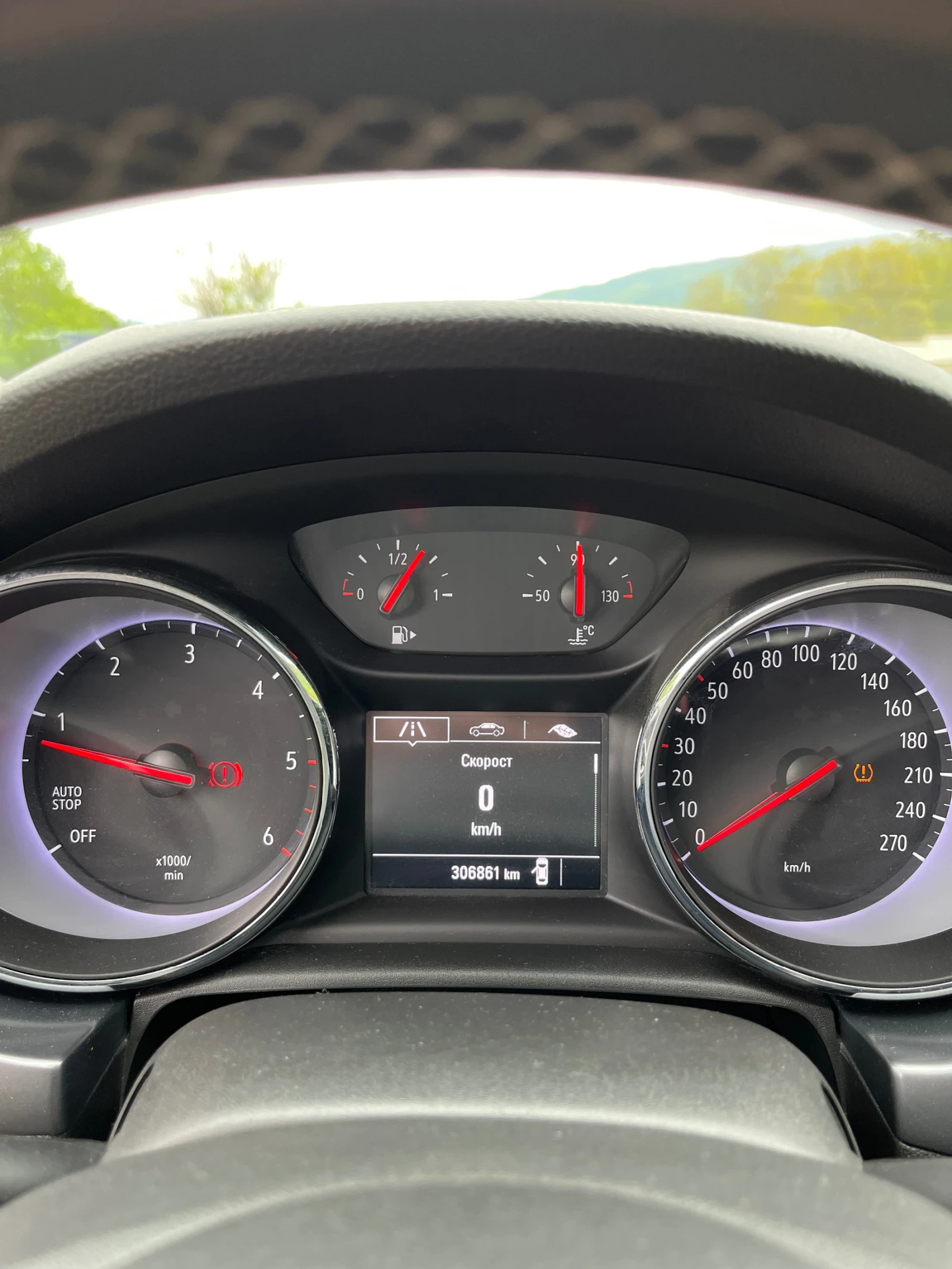 Opel Astra Sport Tourer, снимка 9 - Автомобили и джипове - 54381482