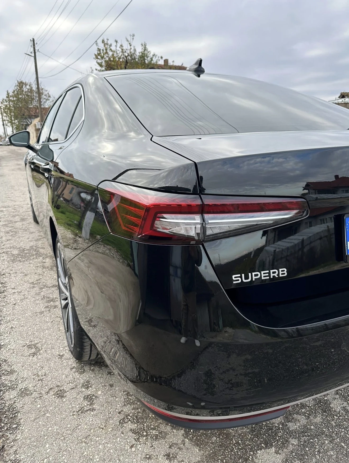 Skoda Superb Laurin & Klement 130 Edition 4x4 , снимка 4 - Автомобили и джипове - 54411936