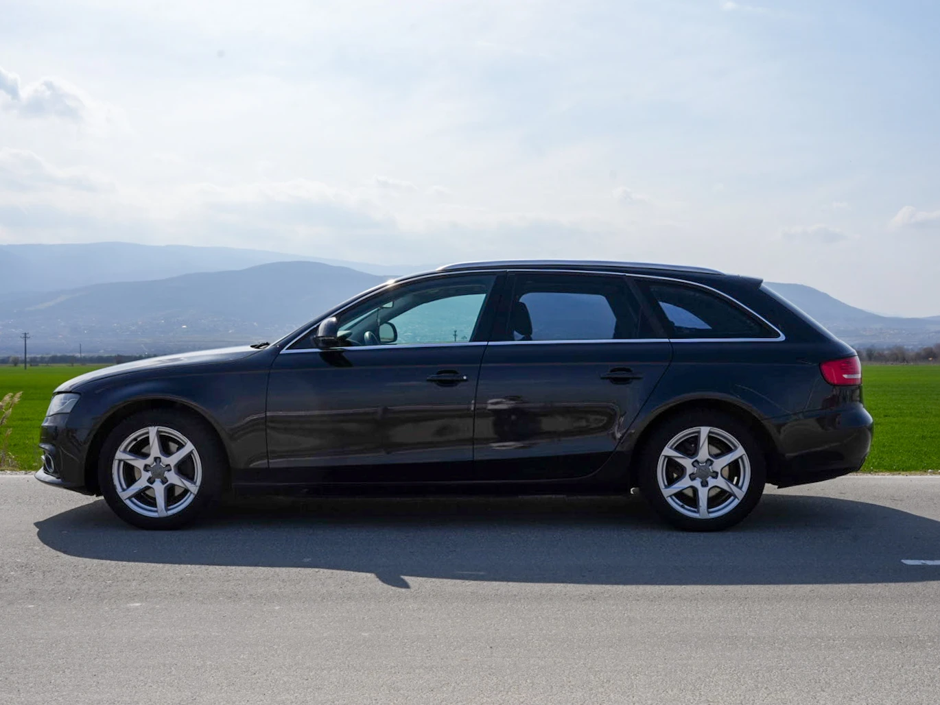 Audi A4, снимка 2 - Автомобили и джипове - 54581789