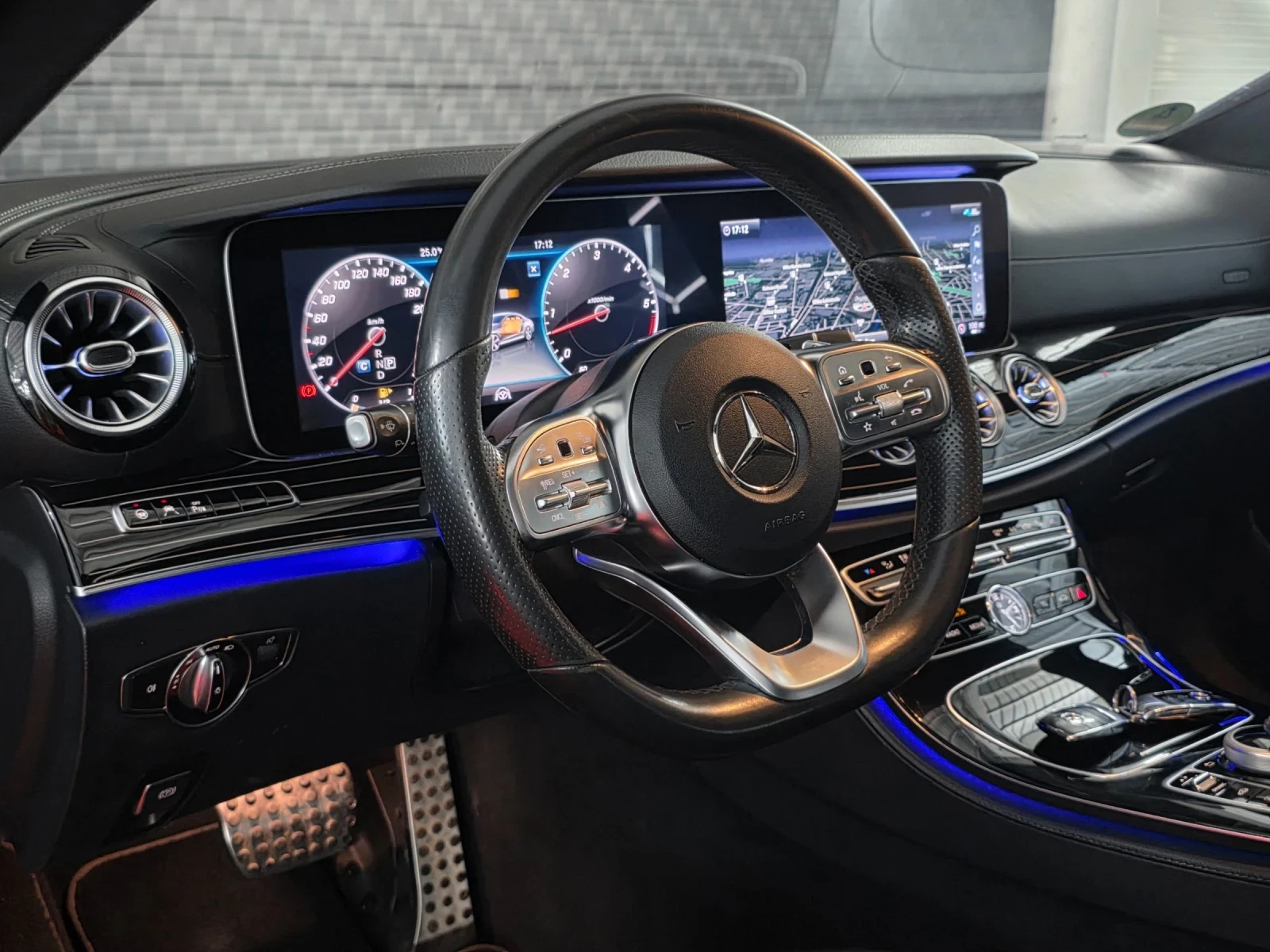 Mercedes-Benz CLS 400 Mercedes-Benz CLS 400d 4MATIC AMG Line Designo YAC, снимка 7 - Автомобили и джипове - 54788305