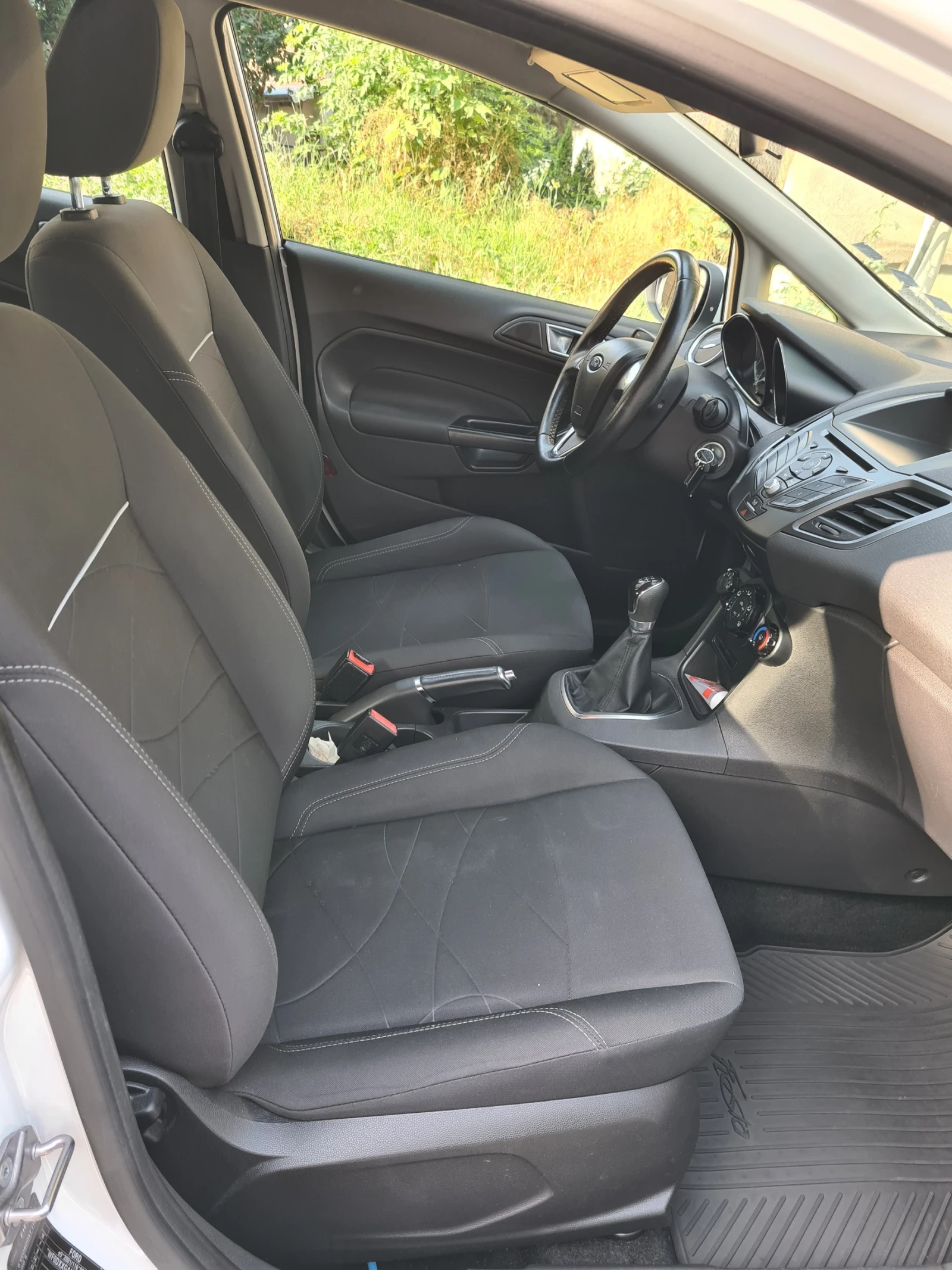 Ford Fiesta, снимка 9 - Автомобили и джипове - 55046563