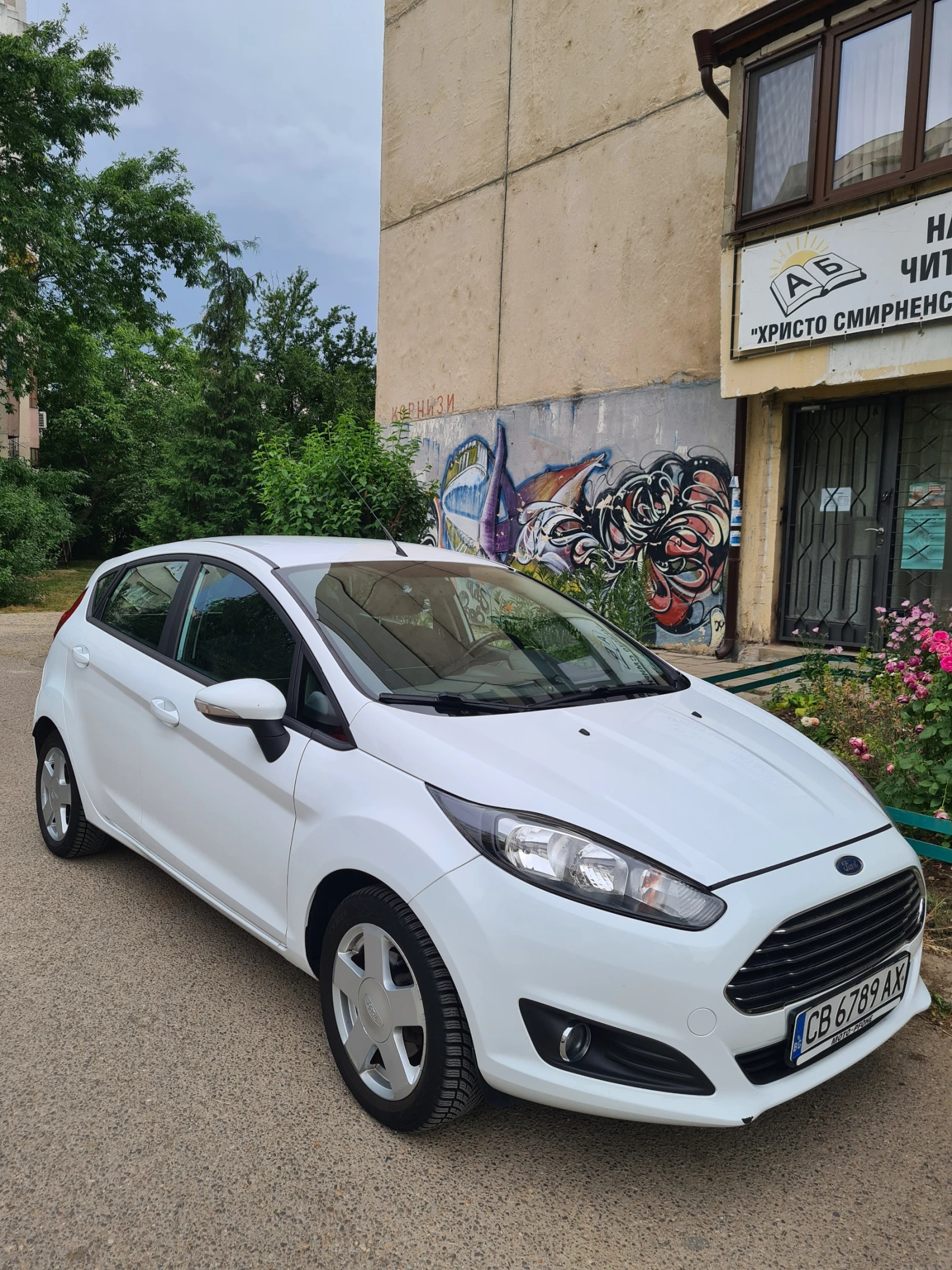 Ford Fiesta, снимка 3 - Автомобили и джипове - 55046563