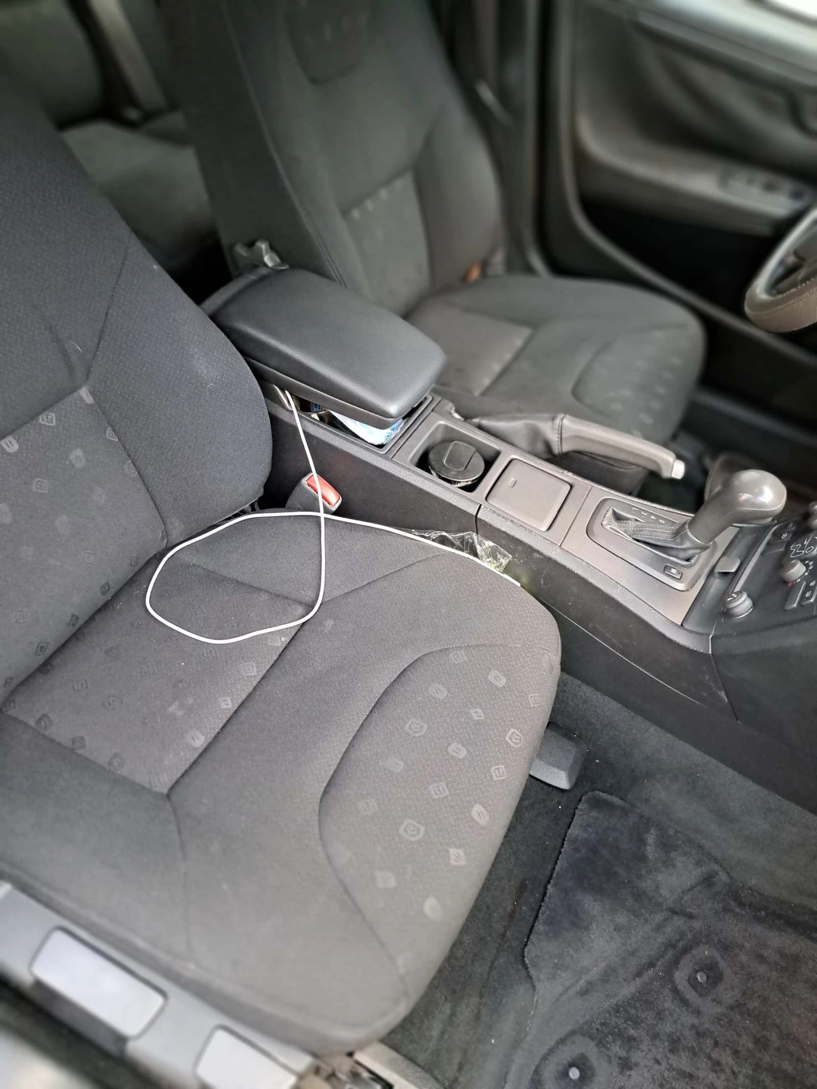 Volvo V70 2.4T 5, снимка 9 - Автомобили и джипове - 55425464