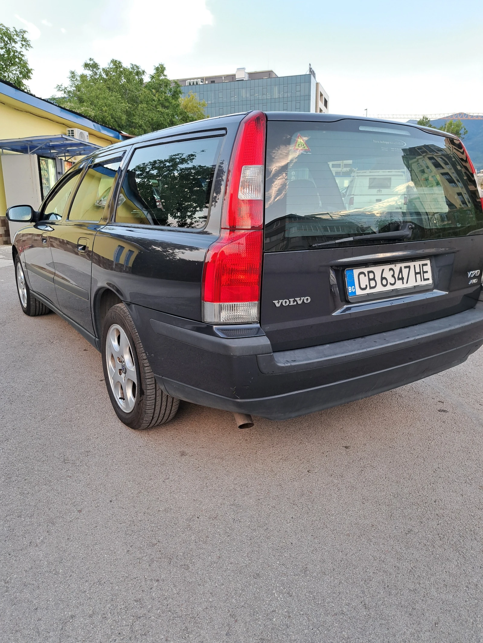 Volvo V70 2.4T 5, снимка 3 - Автомобили и джипове - 55425464