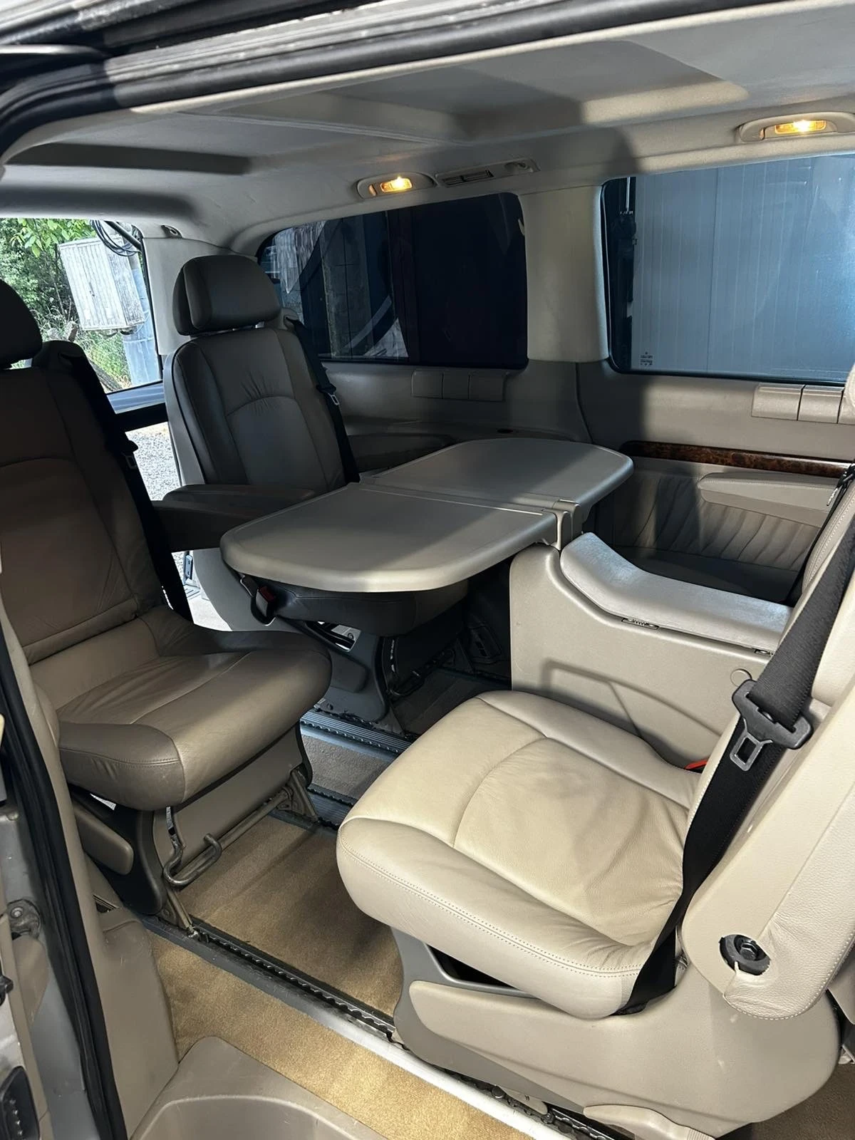 Mercedes-Benz Viano Mercedes Viano 2.2 Automatic, снимка 12 - Автомобили и джипове - 55621739