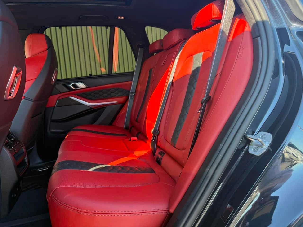 BMW X5M * Competition * АВТОКРЕДИТ БЕЗ ПЪРВОНАЧАЛНА ВНОСКА, снимка 13 - Автомобили и джипове - 55698712
