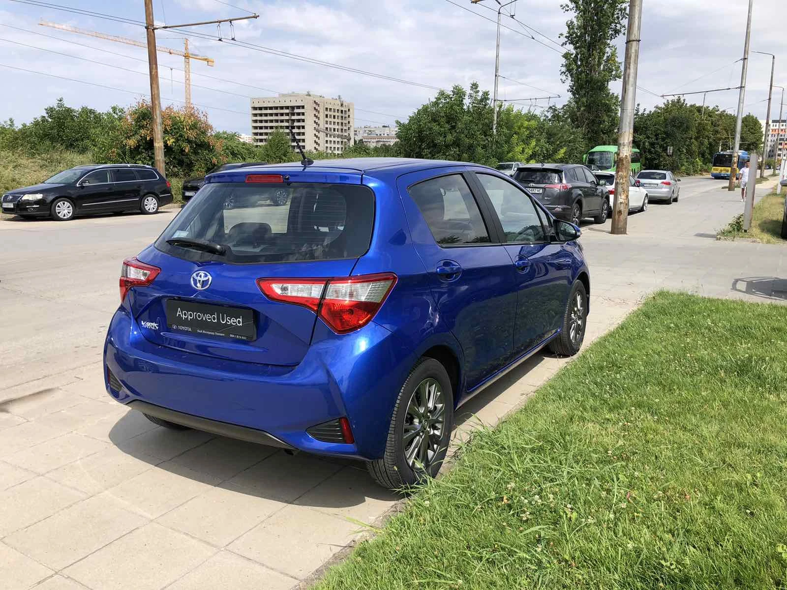 Toyota Yaris 1.5 CVT 5D Luna, снимка 6 - Автомобили и джипове - 56019779