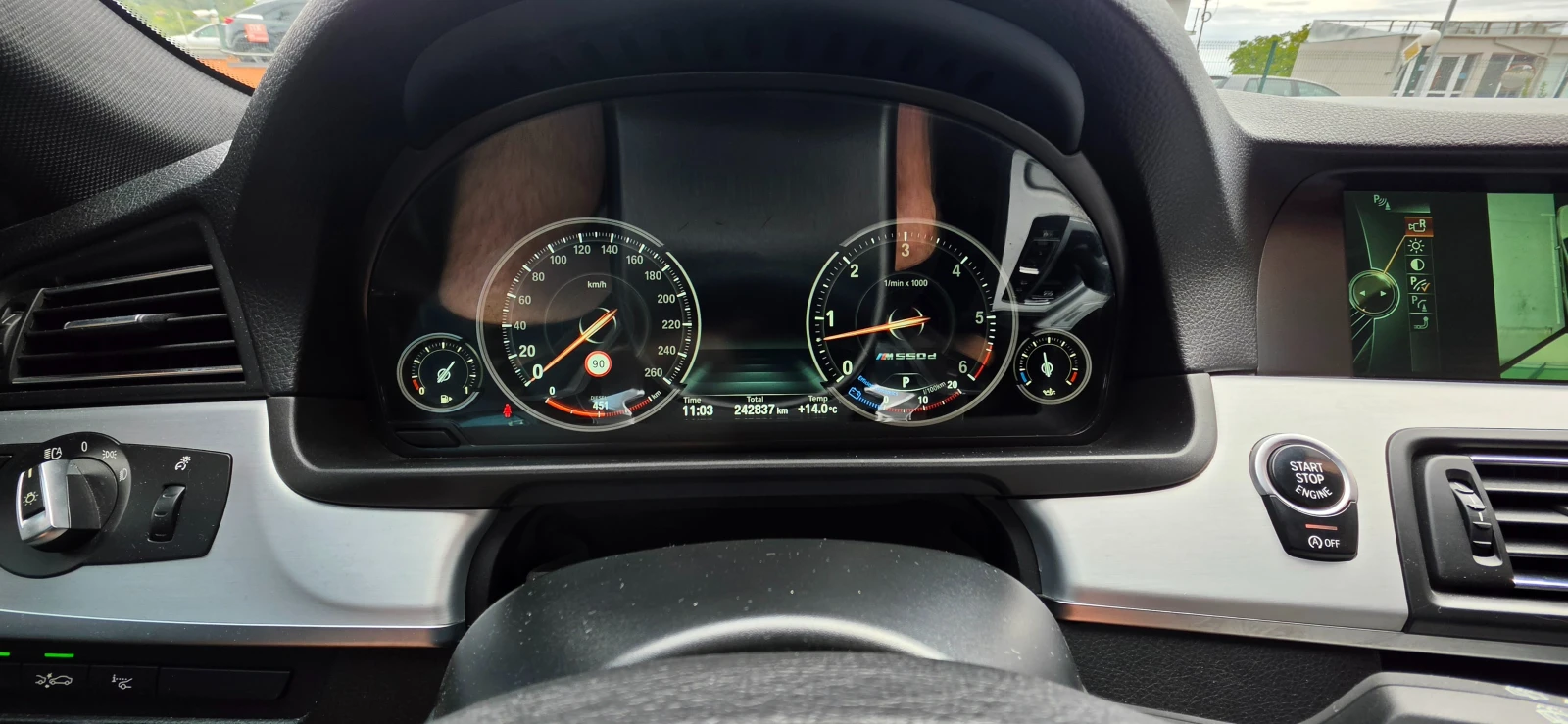 BMW 535 XD, снимка 11 - Автомобили и джипове - 56176990