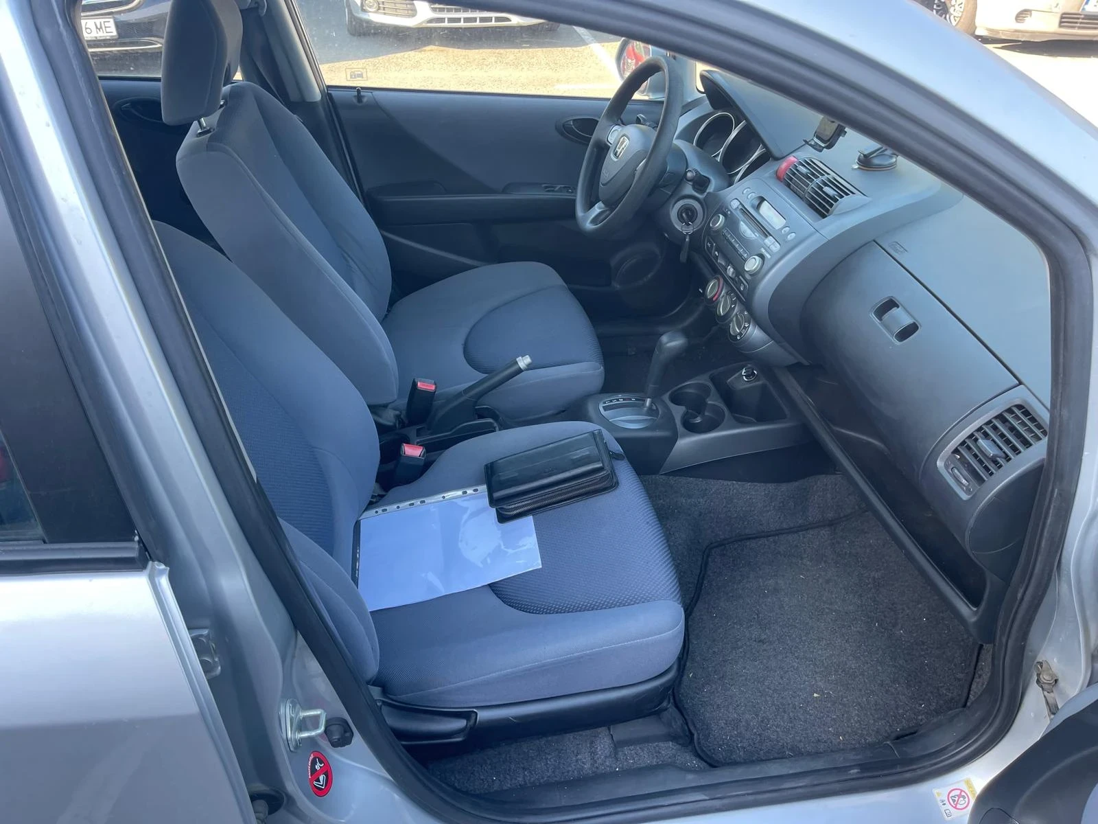 Honda Jazz 1.4, снимка 11 - Автомобили и джипове - 56439620
