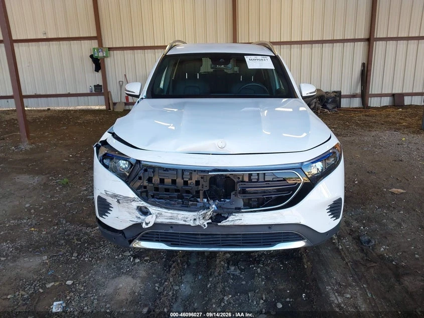 Mercedes-Benz EQB 250 Suv, снимка 12 - Автомобили и джипове - 56624120
