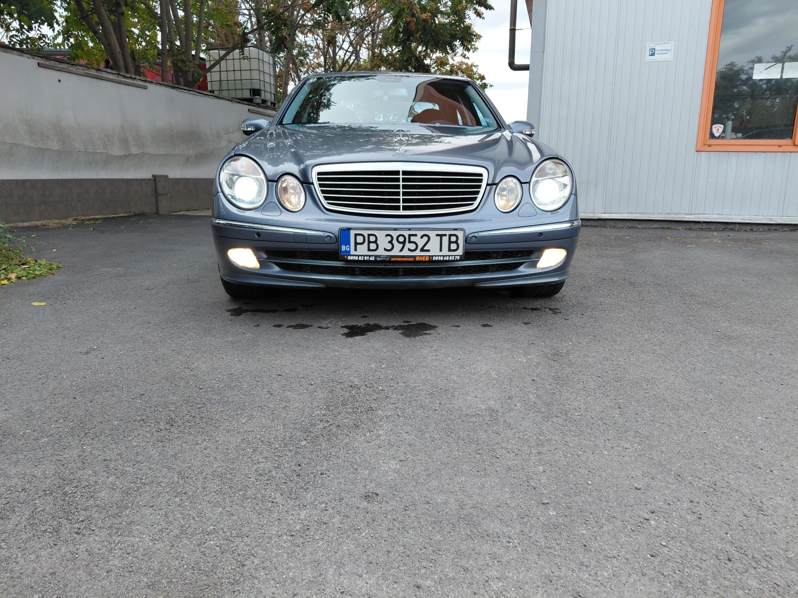 Mercedes-Benz E 270, снимка 7 - Автомобили и джипове - 56719340