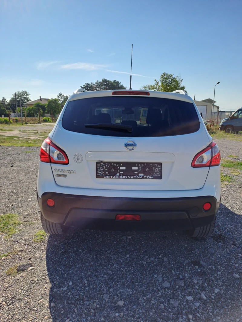 Nissan Qashqai 2.0i Swiss Facelift , снимка 4 - Автомобили и джипове - 46918409