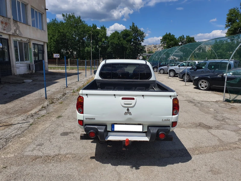 Mitsubishi L200 2.5HP DI-D Eu5 4x4 Automat, снимка 3 - Автомобили и джипове - 46994420