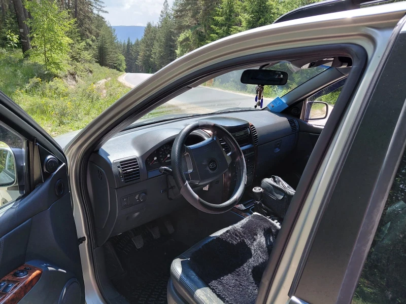 Kia Sorento, снимка 11 - Автомобили и джипове - 50236451