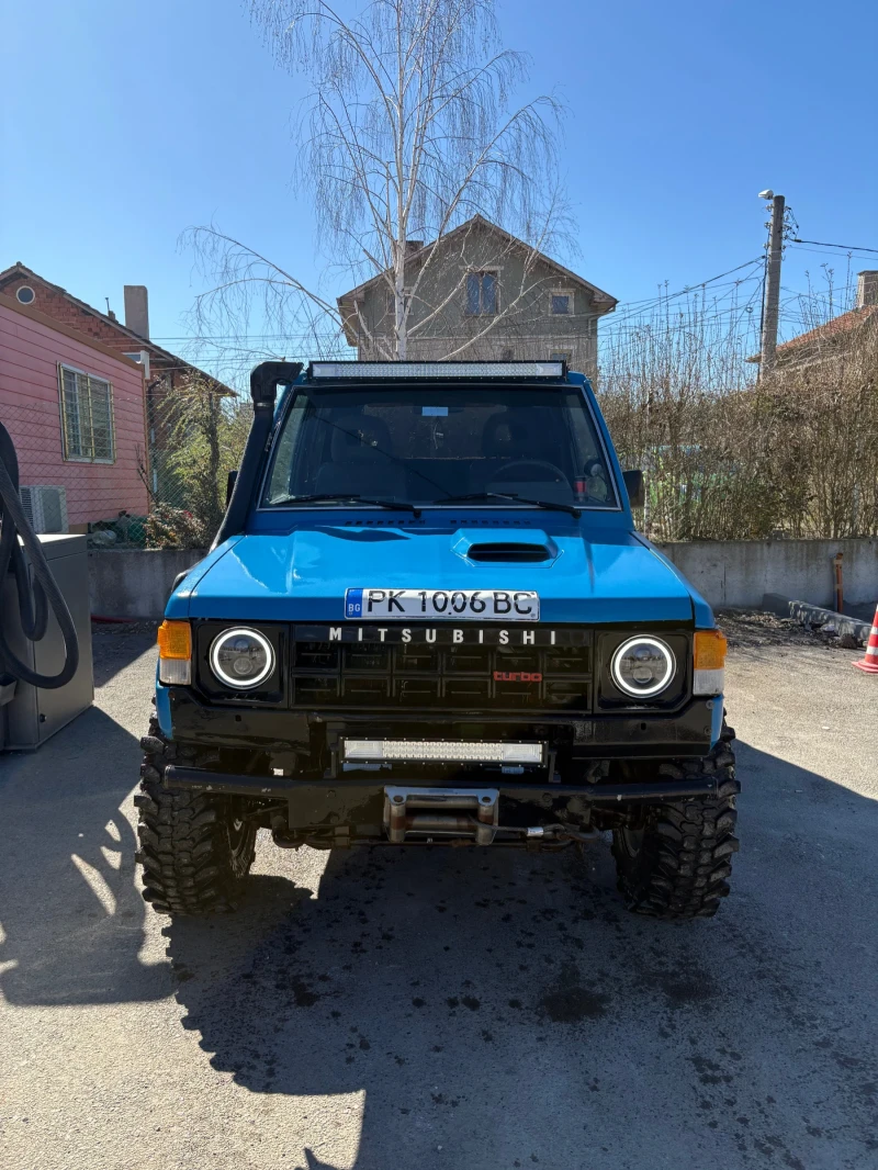 Mitsubishi Pajero, снимка 1 - Автомобили и джипове - 49570936