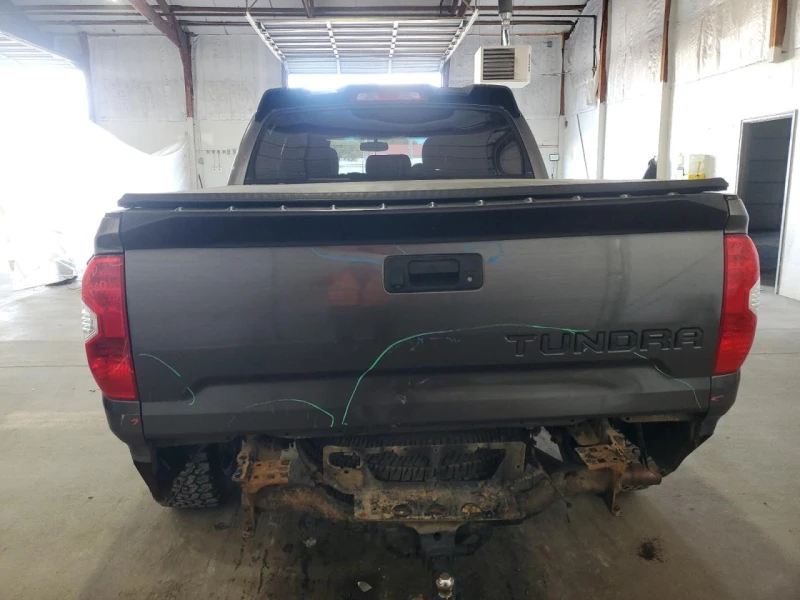 Toyota Tundra CREWMAX SR5 5.7L, снимка 6 - Автомобили и джипове - 52645367