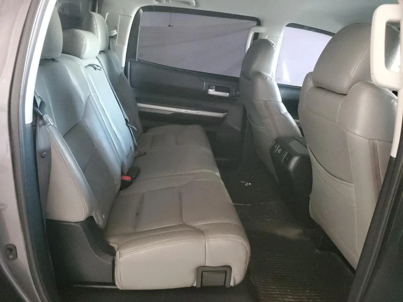 Toyota Tundra CREWMAX SR5 5.7L, снимка 10 - Автомобили и джипове - 52645367