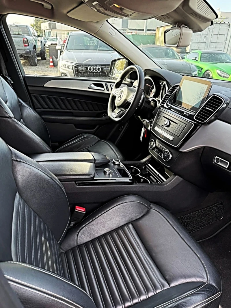 Mercedes-Benz GLE 350 ОЧАКВАН ВНОС Mercedes GLE350d AMG Line Coupe* 360, снимка 10 - Автомобили и джипове - 53089045