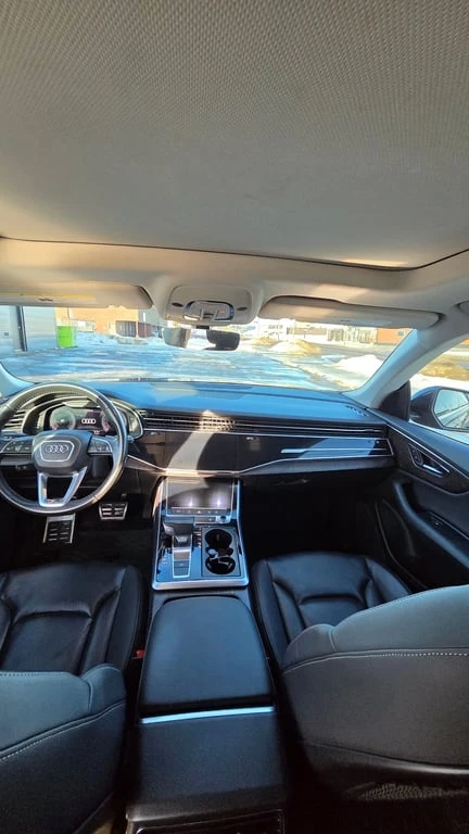 Audi Q8 * Progressiv * CARFAX * 360 * ПОДГРЕВИ * ОБДУХВАНЕ - изображение 8