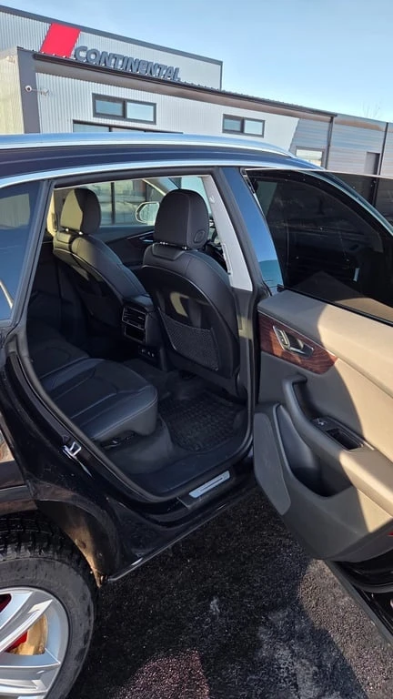 Audi Q8 * Progressiv * CARFAX * 360 * ПОДГРЕВИ * ОБДУХВАНЕ, снимка 12 - Автомобили и джипове - 53329747