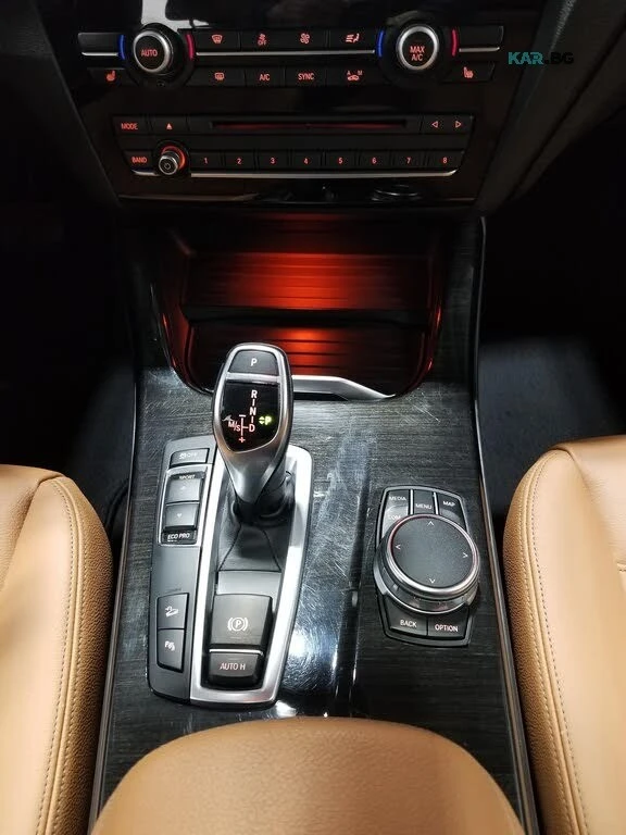BMW X4 xDrive28i * PANO * АвтоКредит * (ЦЕНА ДО БГ), снимка 11 - Автомобили и джипове - 55848781