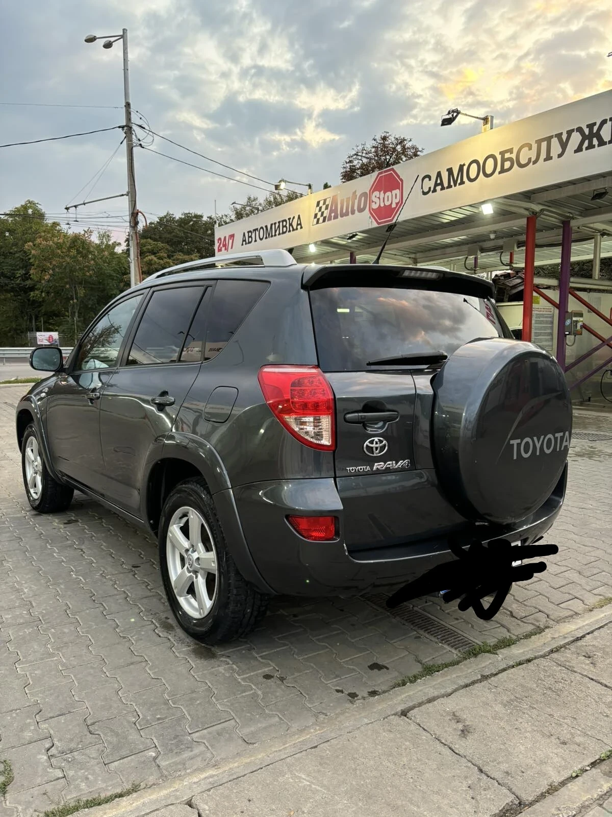 Toyota Rav4  - изображение 8