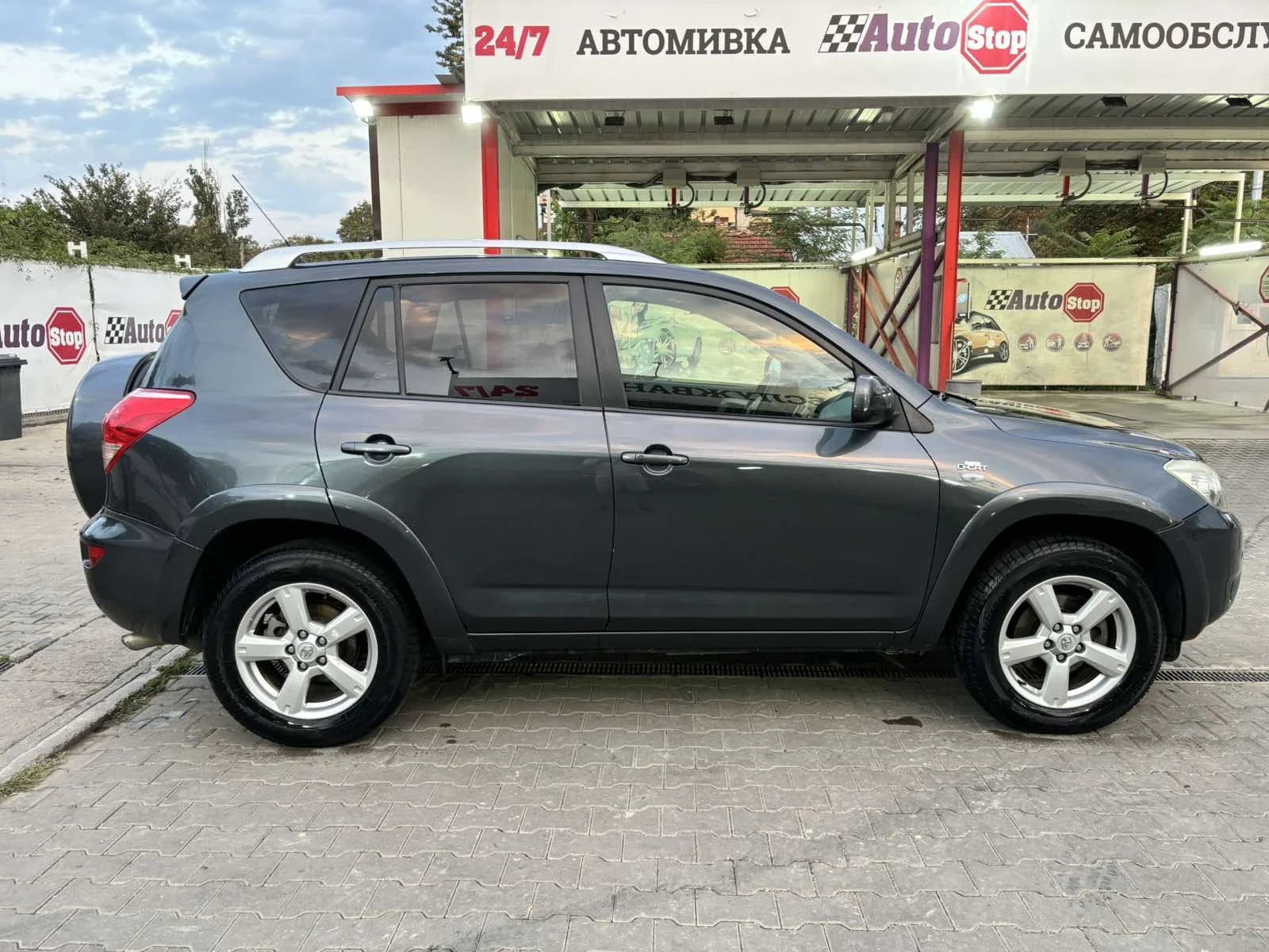 Toyota Rav4  - изображение 10