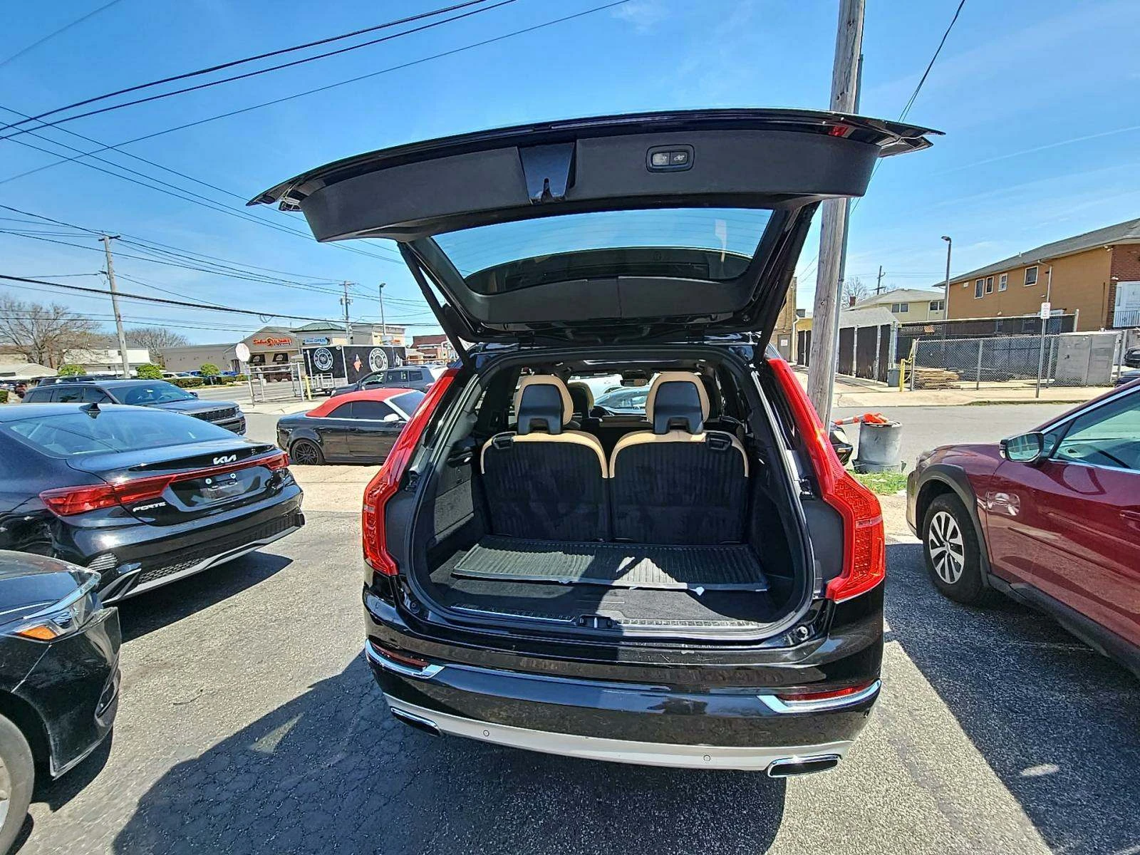 Volvo Xc90 T6 INSCRIPTION Обдухване* 360* Bowers&Wilkins* Дис - изображение 5