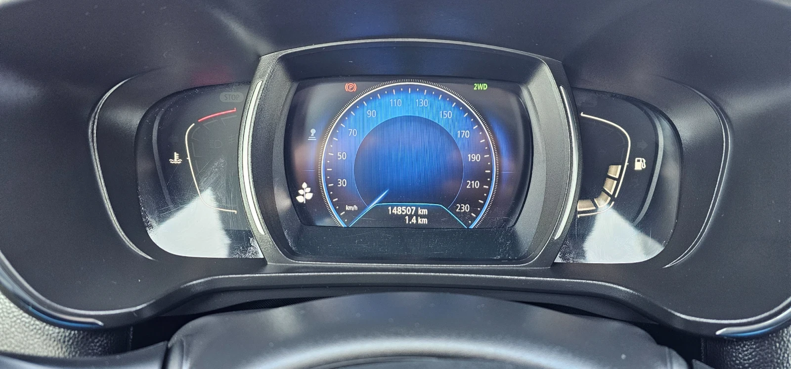 Renault Kadjar 1.7 Dci-Bose-4?4-150hp - изображение 9