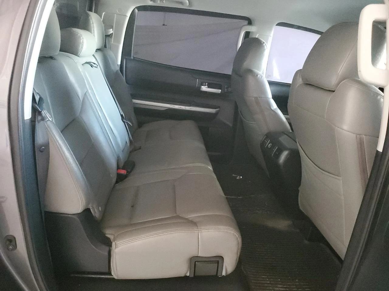 Toyota Tundra CREWMAX SR5 5.7L - изображение 10