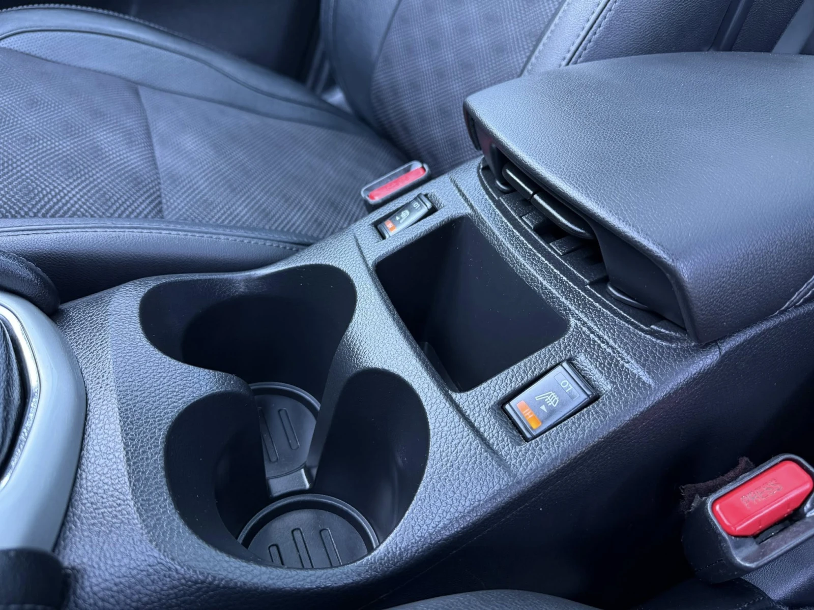 Nissan Qashqai 1.6 T - изображение 9