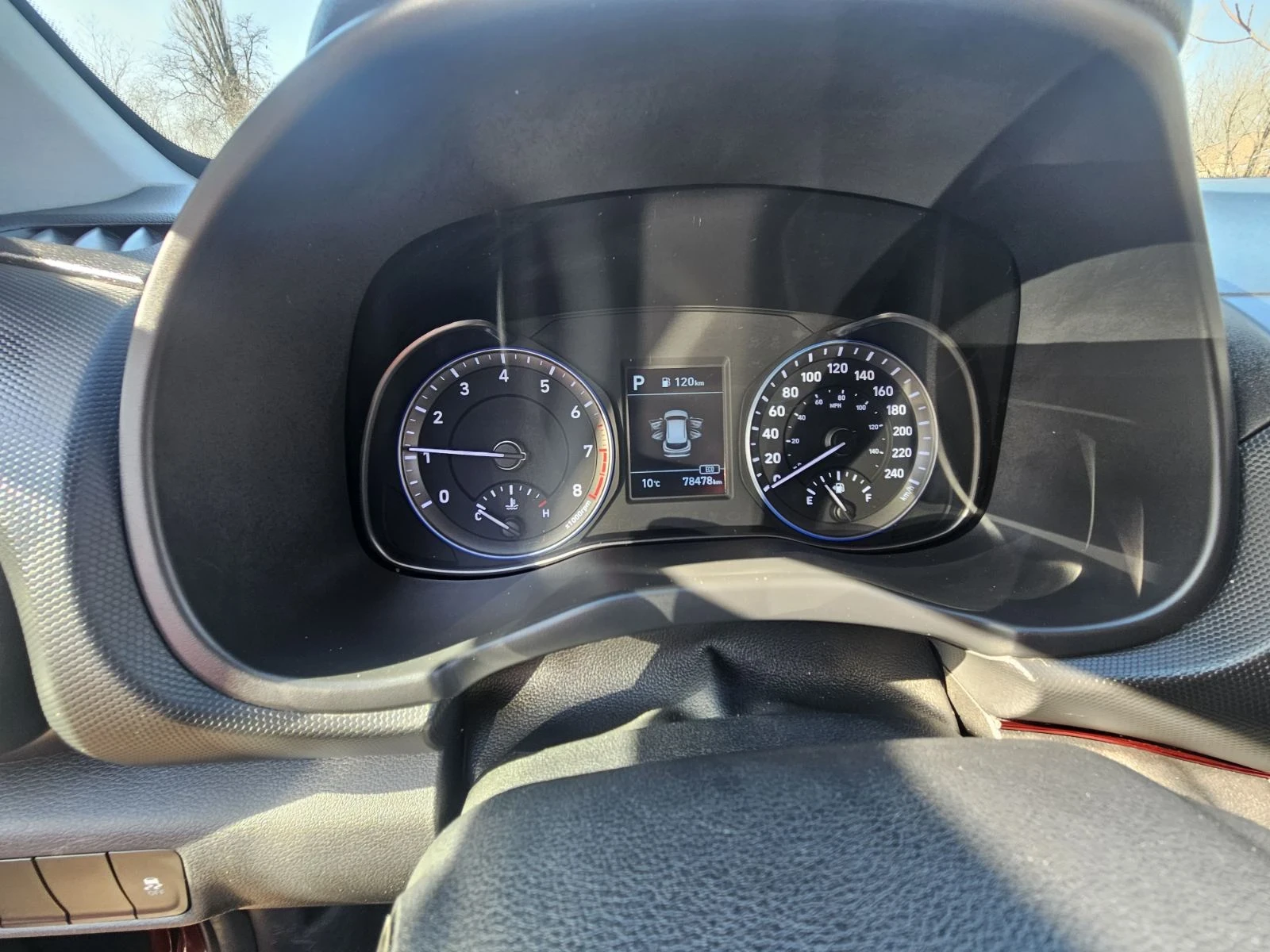 Hyundai Kona 2.0 AWD, снимка 11 - Автомобили и джипове - 53755812