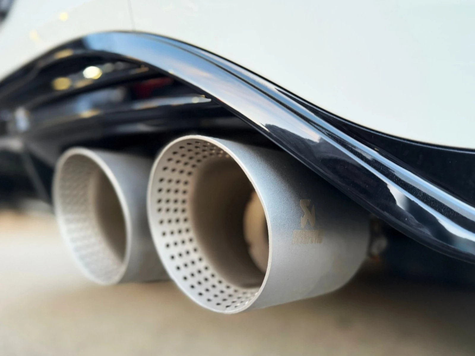 VW T-Roc AKRAPOVIC, снимка 13 - Автомобили и джипове - 53799916