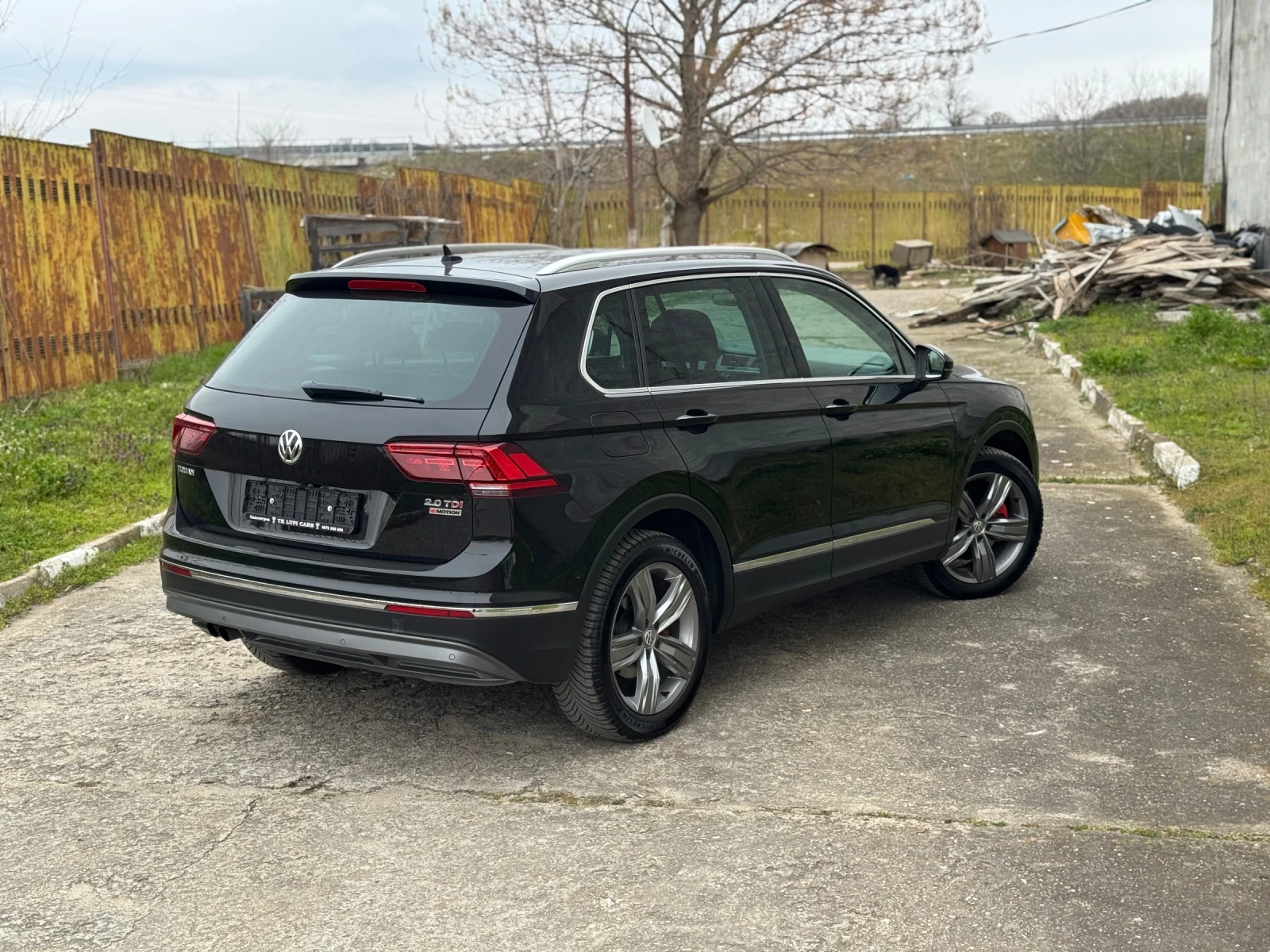 VW Tiguan 2.0TDI HIGHLINE 4Motion VIRTUAL HUD, снимка 3 - Автомобили и джипове - 53909047