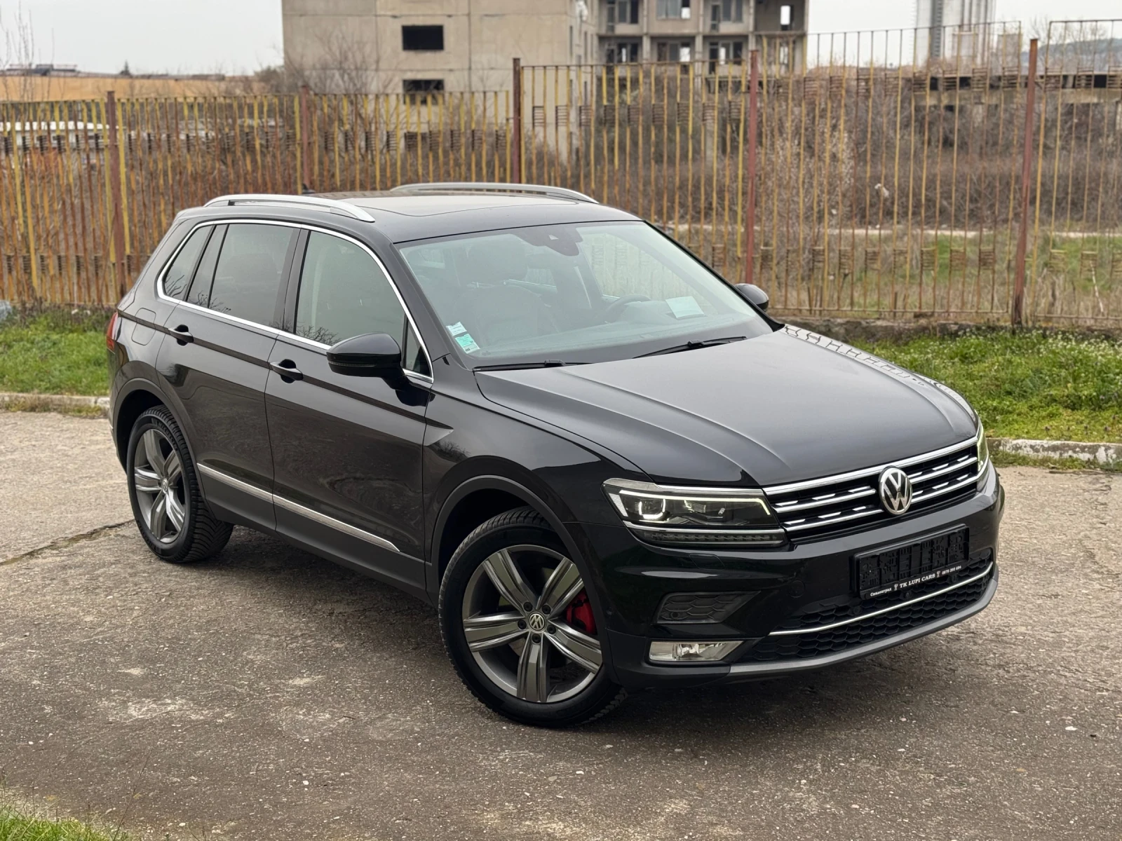 VW Tiguan 2.0TDI HIGHLINE 4Motion VIRTUAL HUD, снимка 4 - Автомобили и джипове - 53909047
