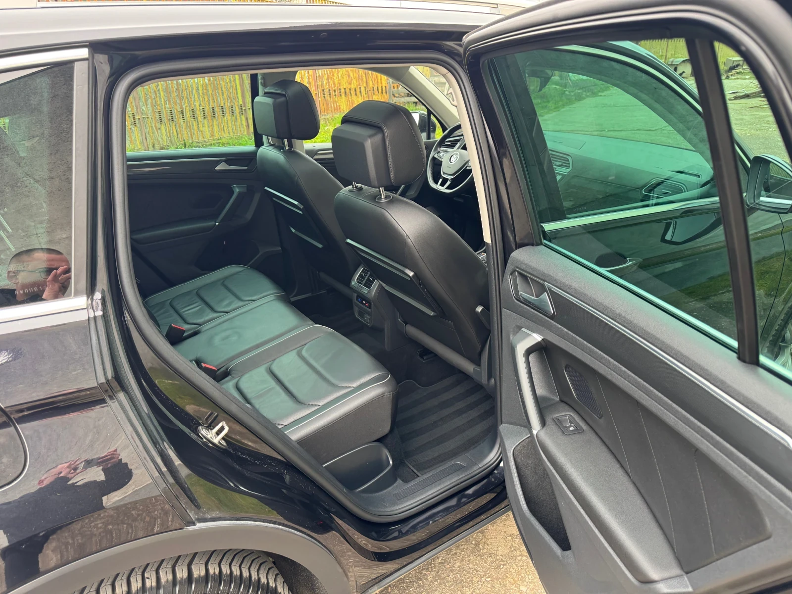 VW Tiguan 2.0TDI HIGHLINE 4Motion VIRTUAL HUD, снимка 8 - Автомобили и джипове - 53909047