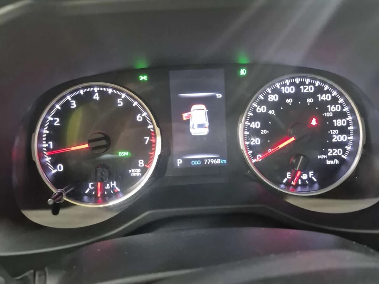 Toyota Rav4 * XLE * 2 КЛЮЧА* ШИБИДАХ* ПОДГРЕВИ* , снимка 9 - Автомобили и джипове - 54110040