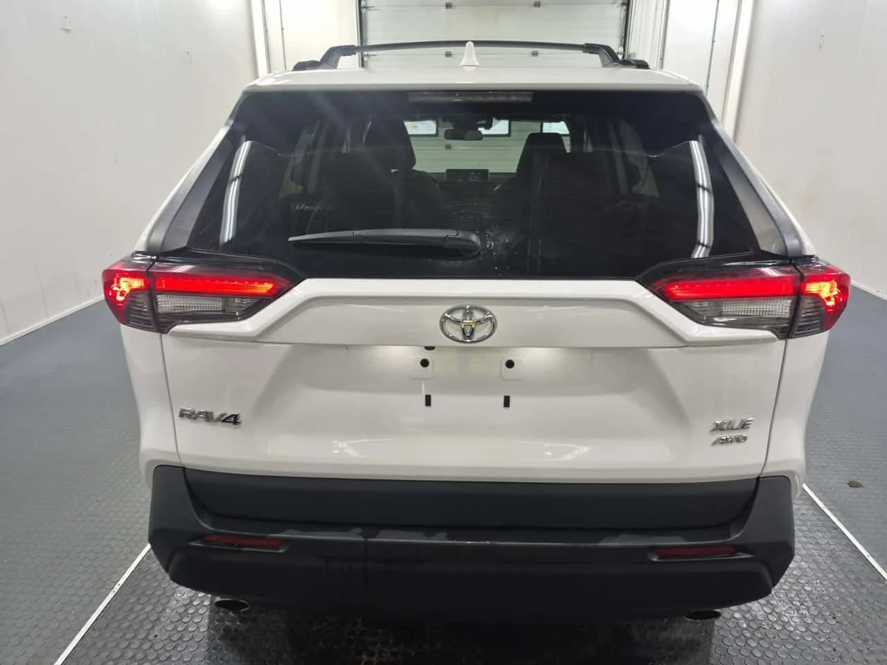Toyota Rav4 * XLE * 2 КЛЮЧА* ШИБИДАХ* ПОДГРЕВИ* , снимка 16 - Автомобили и джипове - 54110040