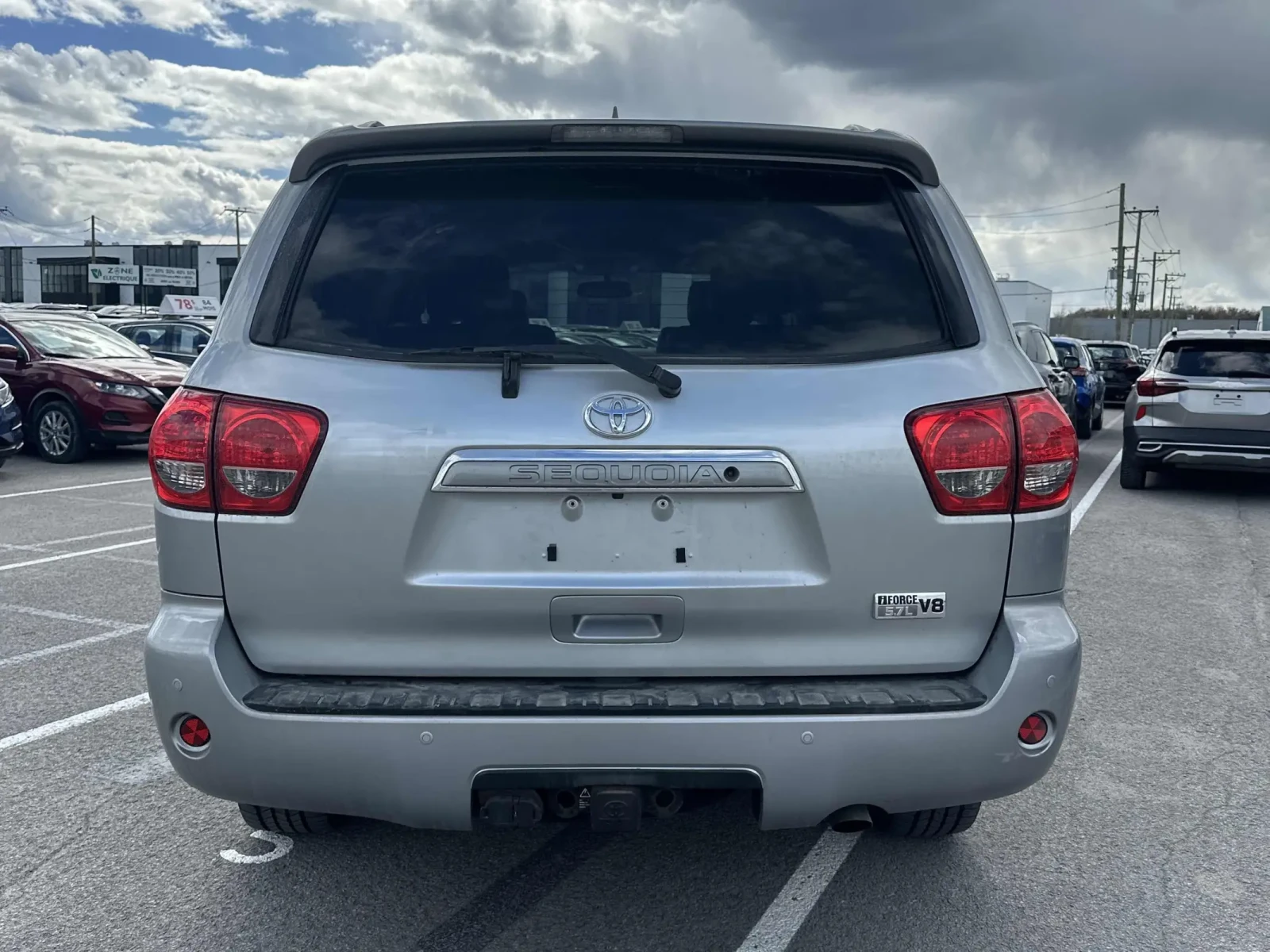 Toyota Sequoia PLATINUM* 5.7* 4WD, снимка 3 - Автомобили и джипове - 54559365