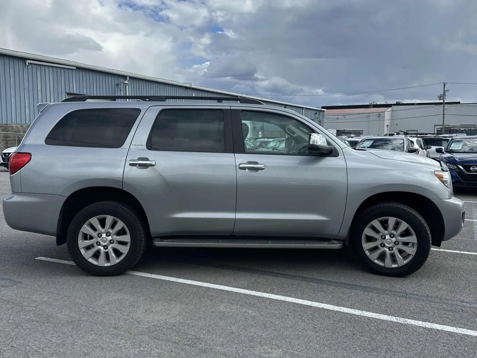 Toyota Sequoia PLATINUM* 5.7* 4WD, снимка 4 - Автомобили и джипове - 54559365