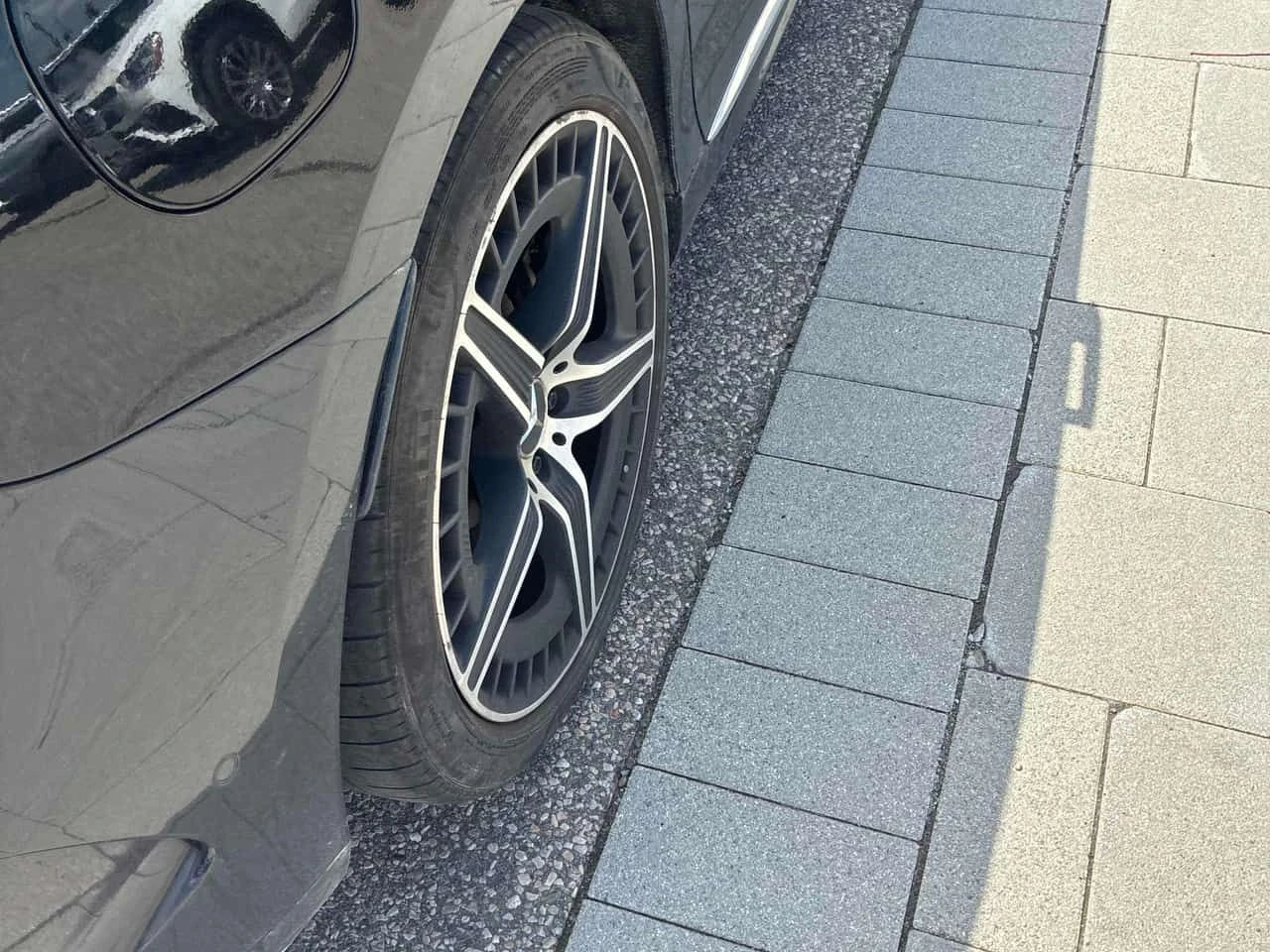 Mercedes-Benz EQE * AMG * АВТОКРЕДИТ БЕЗ ПЪРВОНАЧАЛНА ВНОСКА* , снимка 13 - Автомобили и джипове - 55157265