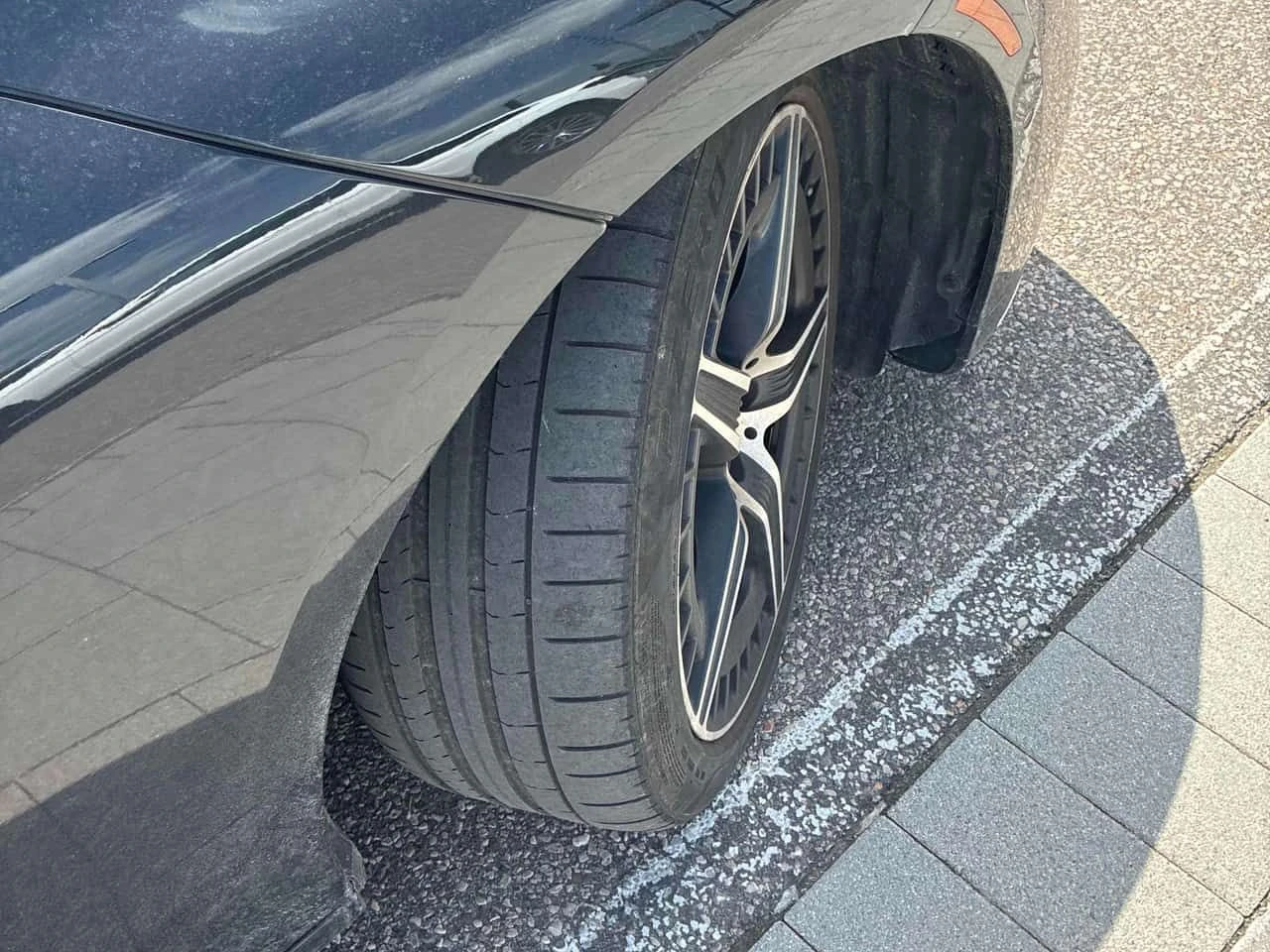 Mercedes-Benz EQE * AMG * АВТОКРЕДИТ БЕЗ ПЪРВОНАЧАЛНА ВНОСКА* , снимка 14 - Автомобили и джипове - 55157265