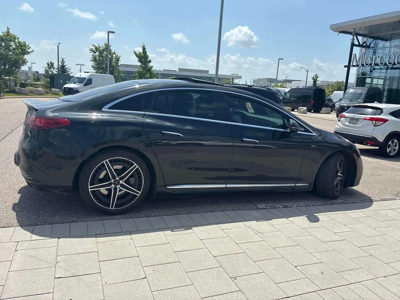 Mercedes-Benz EQE * AMG * АВТОКРЕДИТ БЕЗ ПЪРВОНАЧАЛНА ВНОСКА* , снимка 3 - Автомобили и джипове - 55157265