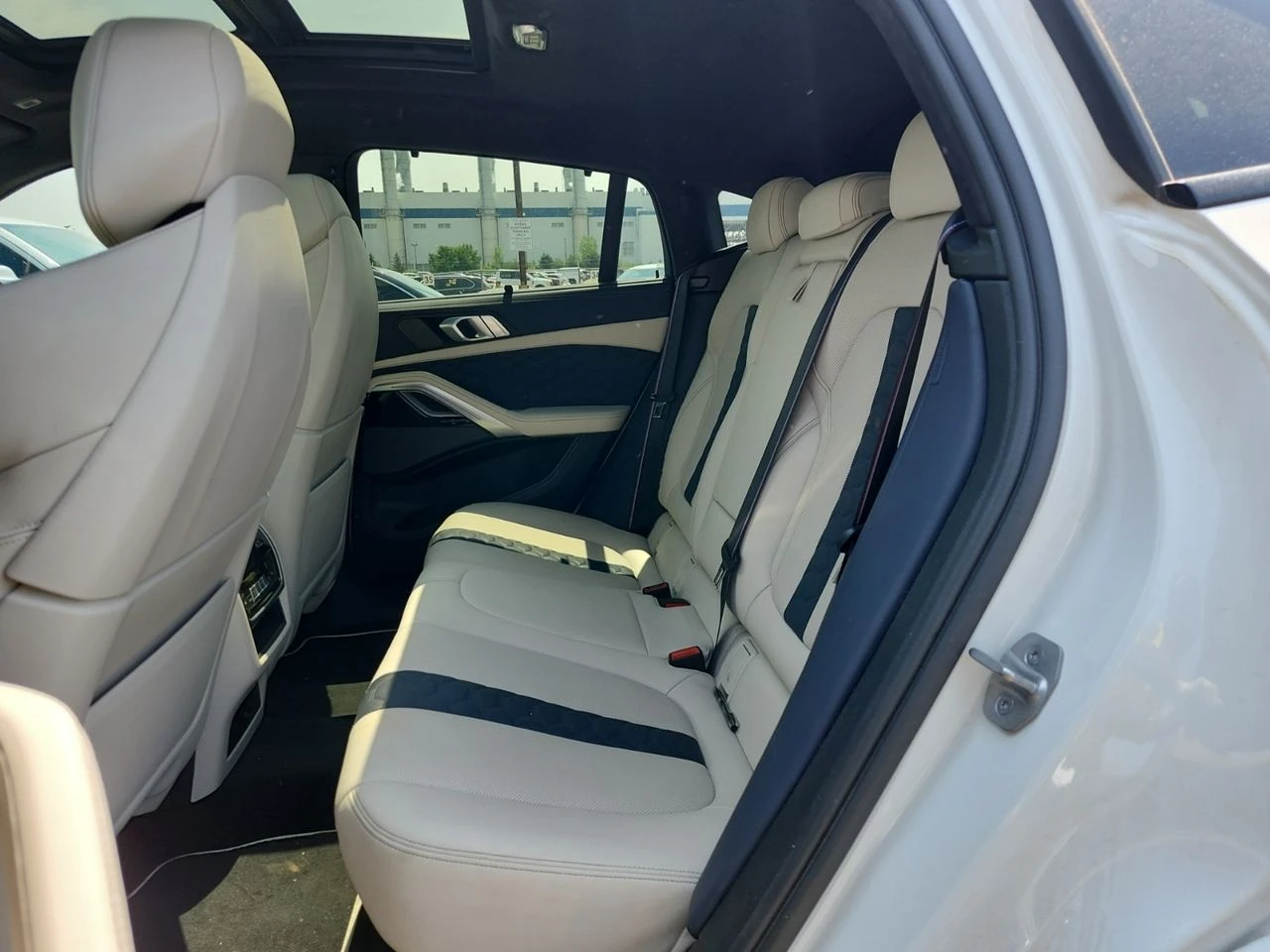 BMW X6 COMPETITION, снимка 12 - Автомобили и джипове - 55804403