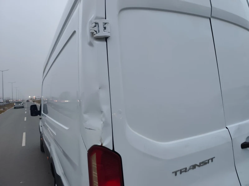 Ford Transit 2.0 TDCI EURO 6D, снимка 13 - Бусове и автобуси - 52449507