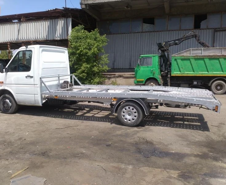 VW Lt 2.5 TDI , снимка 2 - Бусове и автобуси - 47620535